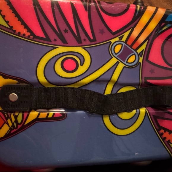 Heys Carryon and Cosmetic Bag Set - Picture 9 of 12